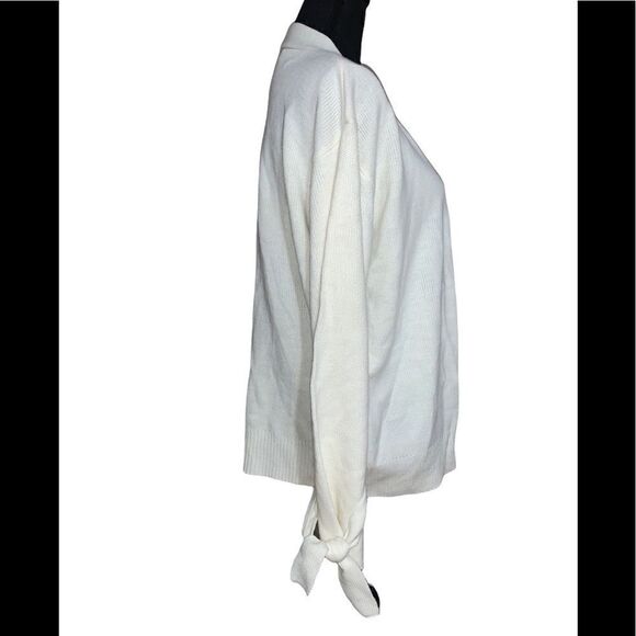 J.O.A Cardigan  - Picture 4 of 7